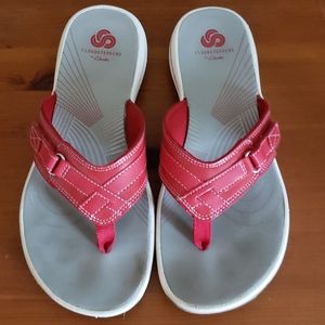 EUC-Cloudsteppers Sport Thong Sandals